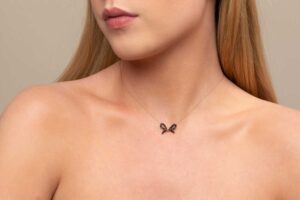 Rocks On a Rope Collier